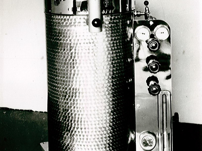 Photos History and Present
